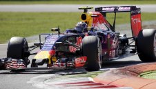 Мерцедес няма да дава мотори на Ред Бул