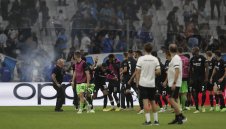 Айнтрахт осъди нацистките жестове на мача с Марсилия