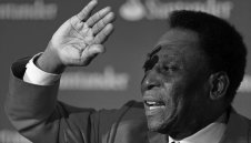 Краля е мъртъв, но ще живее вечно