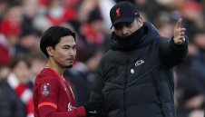 Ще има ли наказание? Клоп обясни за "фалшивите" Covid-тестове