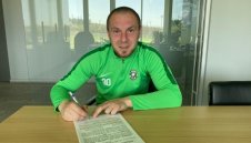 И Козмин Моци преподписа с Лудогорец