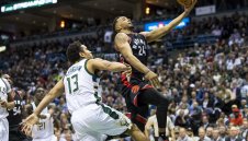 Торонто и Сан Антонио напред в НБА