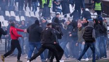 ЦСКА изригна срещу БФС: Фенове на Локо Пловдив започнаха войната, а наказват нас