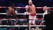 Чисора се заяде с Фюри: Добър е, ако не безделничи