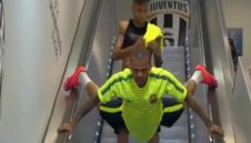 Дани Алвеш втрещи Германия + ВИДЕО