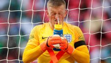 Джордън Пикфорд получи №1 в Англия