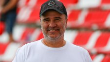 Найденов предупреди съперниците: Почваме да бием само със статични положения