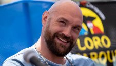 Фюри се хвали: Саудитците плащат яко, разбих Кристиано Роналдо и Неймар по пари!