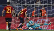 Феновете на Челси искат герой на Англия