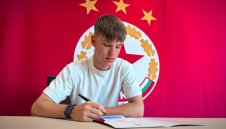 Шок за ЦСКА: Халф на "армейците" с тежка контузия