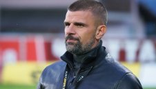 И Вальо Илиев не успя. Прокобата тегне над ЦСКА