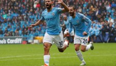 Ман Сити разби Кардиф с 5:0 в дъжда