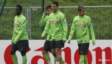 ПРОГНОЗА: Чехия - Португалия