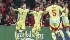 Европейският шампион срази Дания с класа и си гарантира ¼-финал в Лигата на нациите