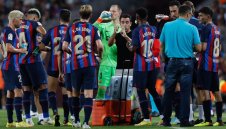 Шави моли за търпение след гафа на Барса