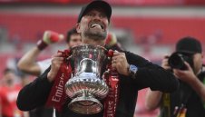 Клоп го закъса, Ливърпул остава без звездите си