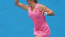 Клайстерс бие, Возняцки с изненадваща загуба