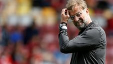 17-годишен бек преподписа с Ливърпул