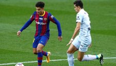 Коутиньо няма да мърда от Барса