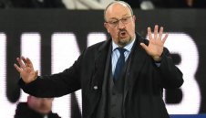 Случи се: Евертън уволни Рафа Бенитес