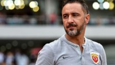 Карамелите искат мениджър от Китай