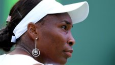 Винъс даде само три гейма на ветеранка от Япония