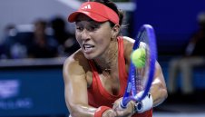 Пегула сложи край на приказката на Еала в Маями