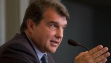 Лапорта отново атакува Росел