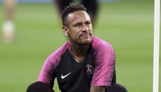 Играчите на Барса ядосани на боса заради Неймар