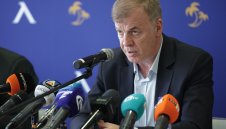 Сираков разкри защо е махнал Ивков