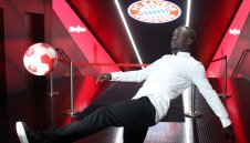 Байерн избухна на пазара, но инвестира само в "диаманти"