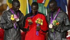 Олимпийски шампион се уреди с 80 000 долара и къща с три спални