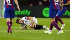 Ракитич става помощник на Ханзи Флик в Барса