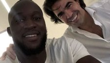 Еуфория? Шепа хора посрещнаха Лукаку в Интер