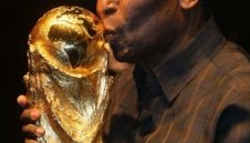 Топ 10 на най-грешните прогнози на Пеле + ВИДЕО