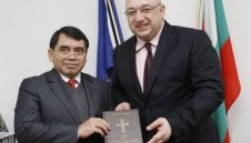 Ще развиваме борбата с Индонезия