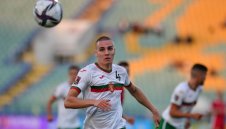 Антов играе, Кремонезе продължава похода си към Серия „А“