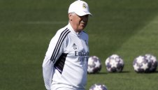 Татко Карло иска да види нова магия срещу Челси