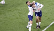 Фоудън ще се "откачи" от пейката, Англия се цели в титлата