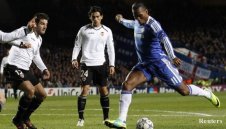 Фамозен Дрогба сгъна Валенсия и класира Челси на 1/8 финал