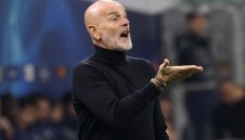 Милан е близо до защитник на Арсенал