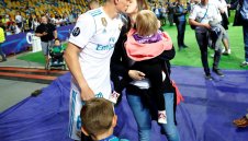 Кроос се съмнява във версията за сътресението на Кариус