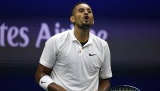 Скандалният Кириос: Аз съм скучен! Не нося особено много на спорта