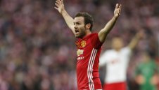 Мата преподписва с Манчестър Юнайтед