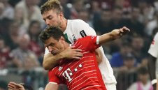 Срамно: Гладбах натири световен шампион