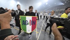 ОФИЦИАЛНО: Наполи взе българин 