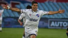 Луис Суарес го направи, отряза гранд от Бразилия