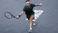 Гришо запазва позицията си, рекорд за Димитър Кузманов