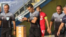 Сеч по роден съдия! Изгониха го от международния елит