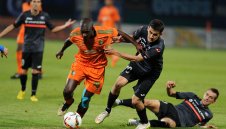 Левски е №1 след рецитал в Ловеч